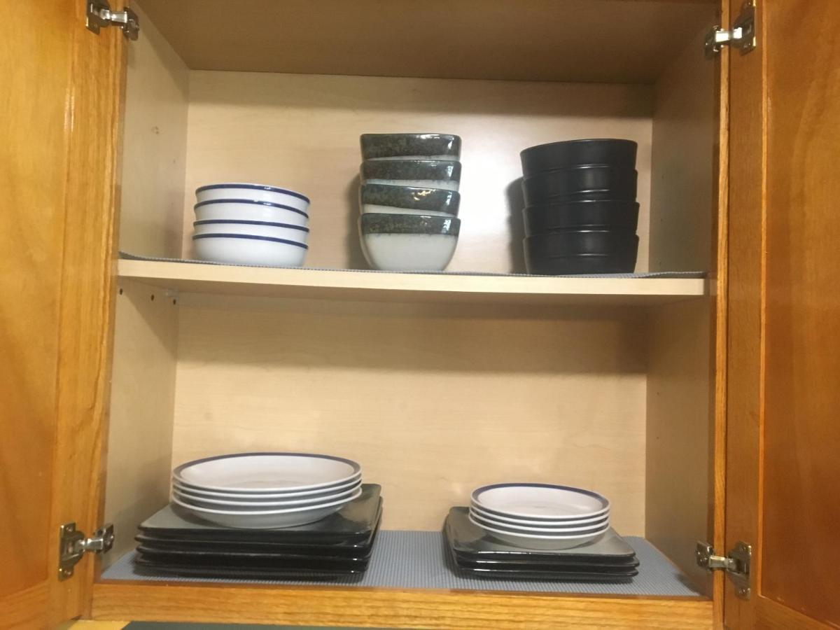 Home Away From Home, Recently Renovated North Troy Екстериор снимка